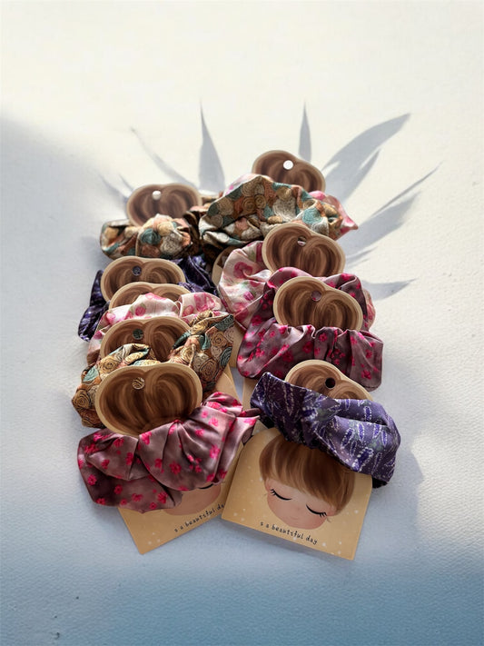 Giveaway Scrunchies- 10pcs